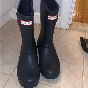 Short Hunter rain boots!
